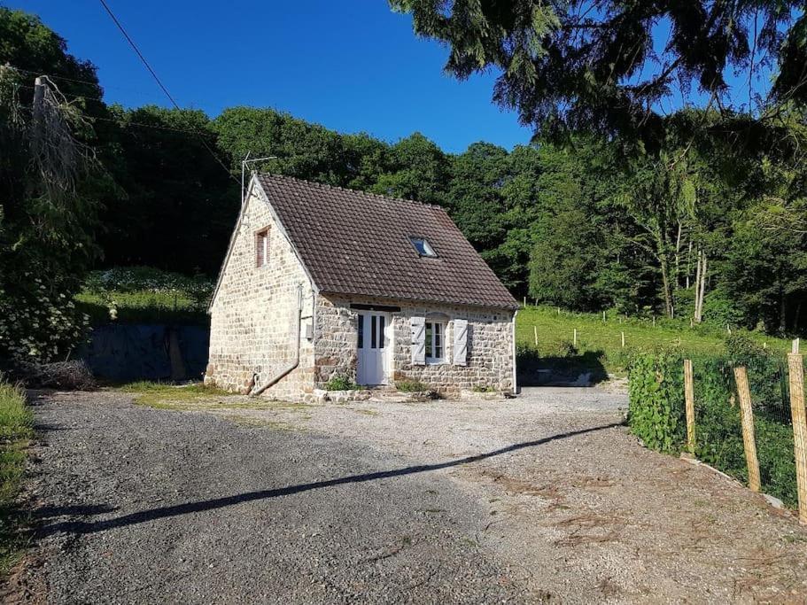Gite En Lisiere De Foret Andaine Perrou ภายนอก รูปภาพ